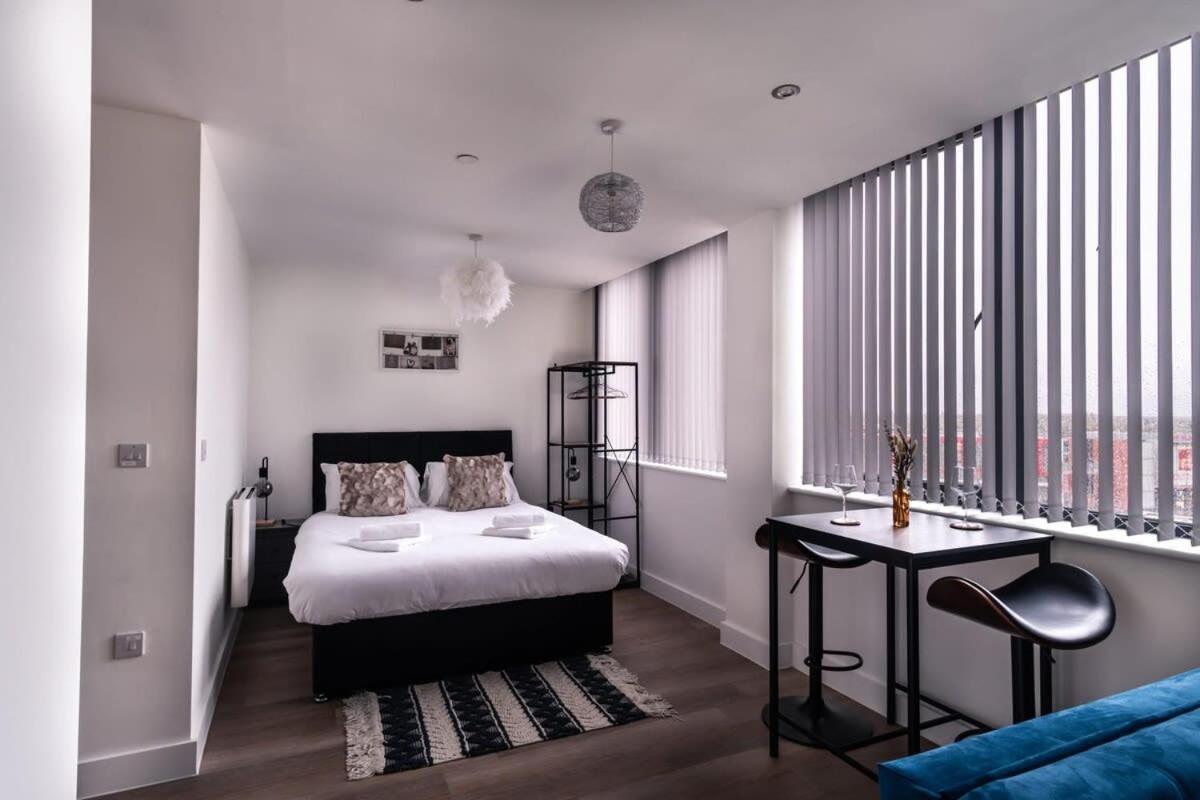 Stay Zeni, Alexandra Rise Manchester Fab Studio Exteriör bild